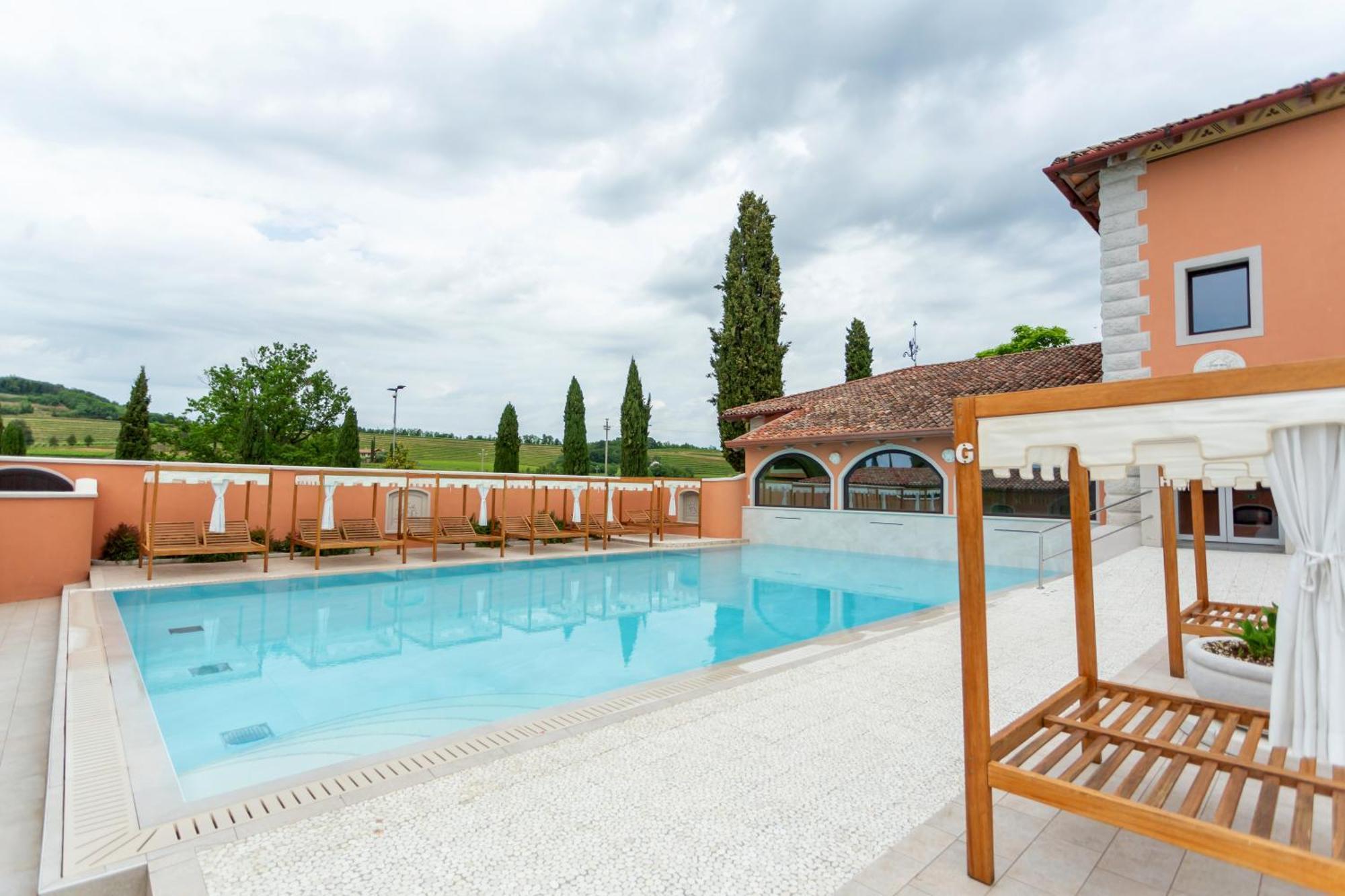 Casale In Collina Pensionat Capriva del Friuli Exteriör bild