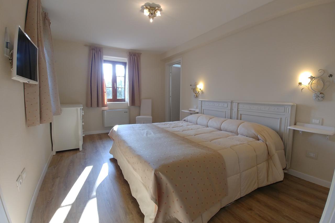Casale In Collina Pensionat Capriva del Friuli Exteriör bild