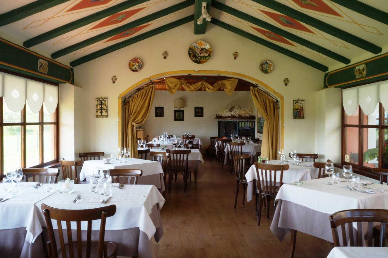 Casale In Collina Pensionat Capriva del Friuli Exteriör bild